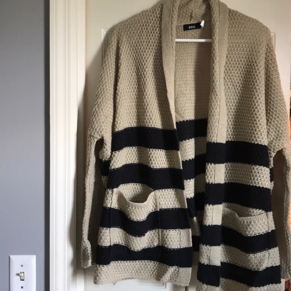 BDG Sweaters - Urban Outfitters BDG oversized cardigan